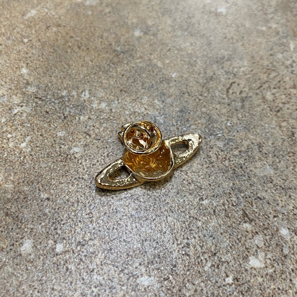 Vivienne Westwood Saturn Orb Brooch / Pin - Picture 4 of 4